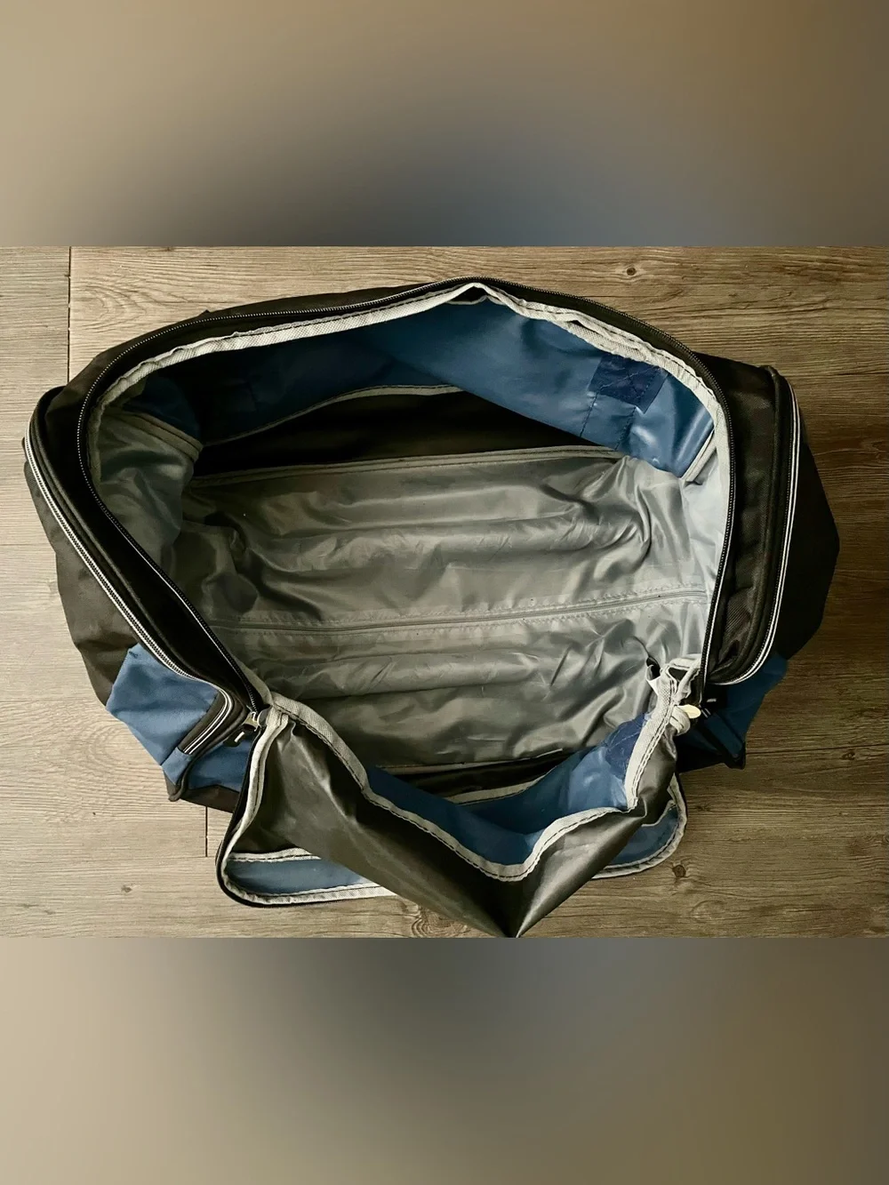 🏕️ Xpedition Navy Rolling Duffel 🏕️